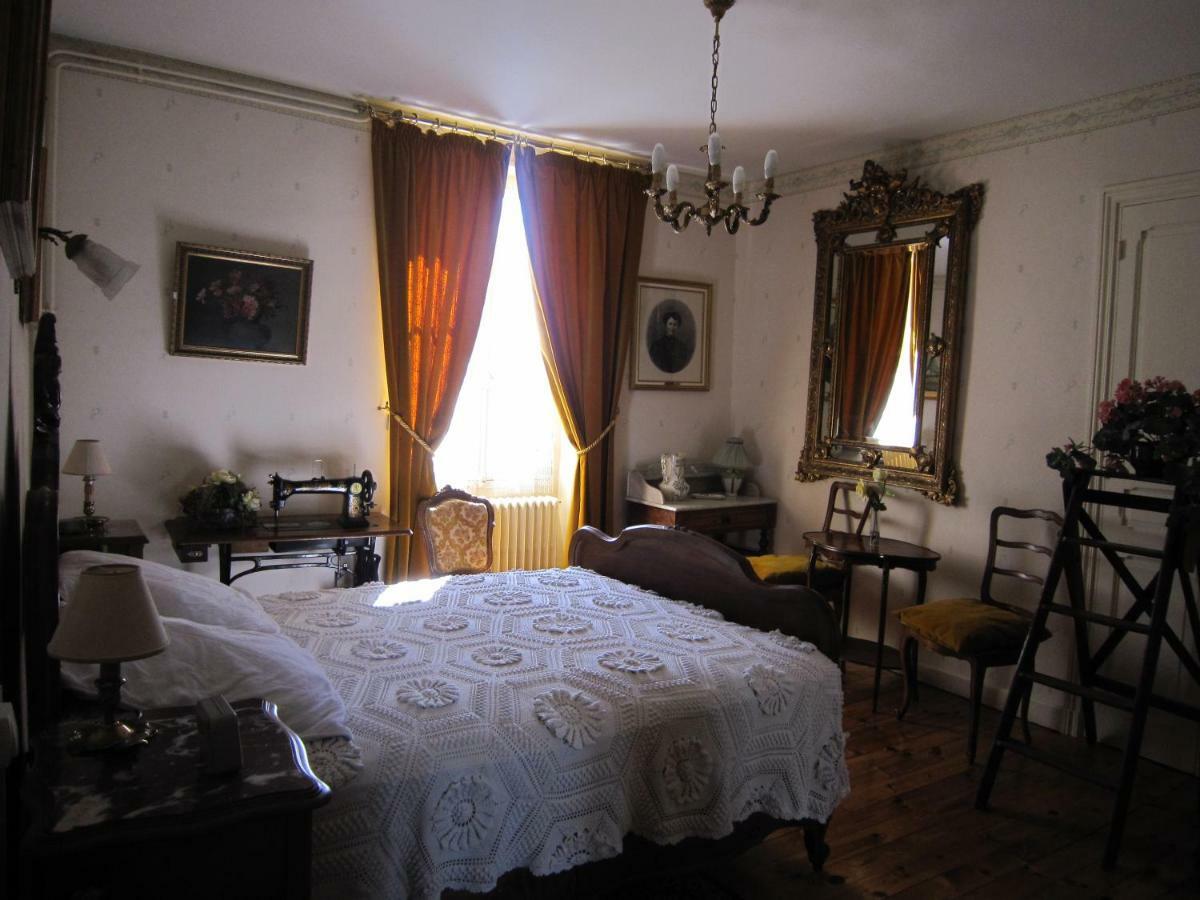 La Maison De Mireille Villa Le Puy-en-Velay Exteriör bild